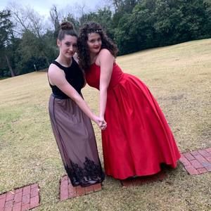 Meet your Posher, Surfergirl